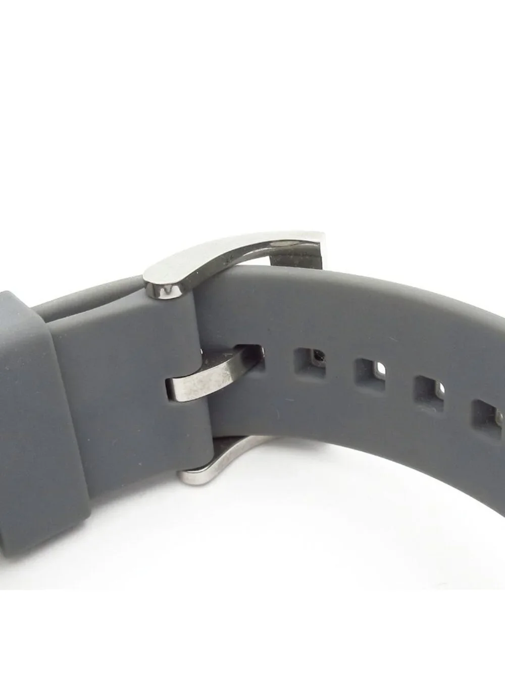 Gucci Watch Sink 137.1 Silver